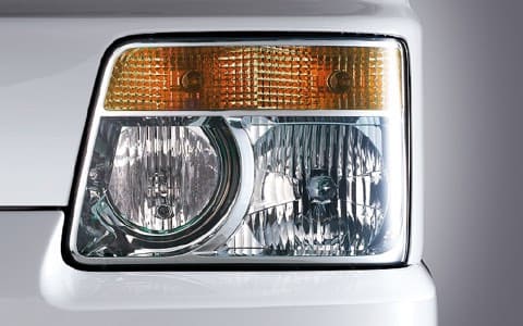 Cụm đèn pha xe đầu kéo Hyundai HD1000